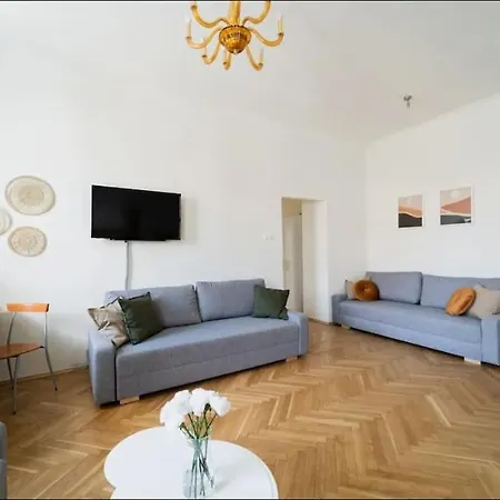 Duze Mieszkanie W Samym Rynku Apartment
